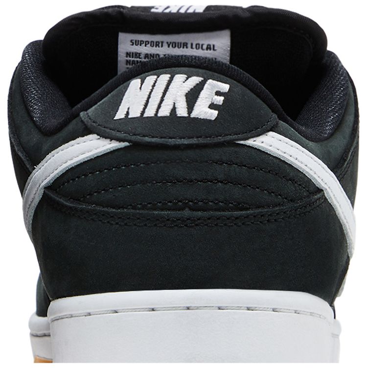 Nike Dunk Low SB Black Gum