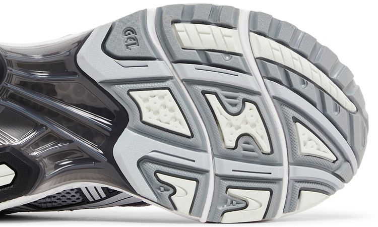 Beauty  Youth x ASICS Gel Kayano 14 Metallic Silver