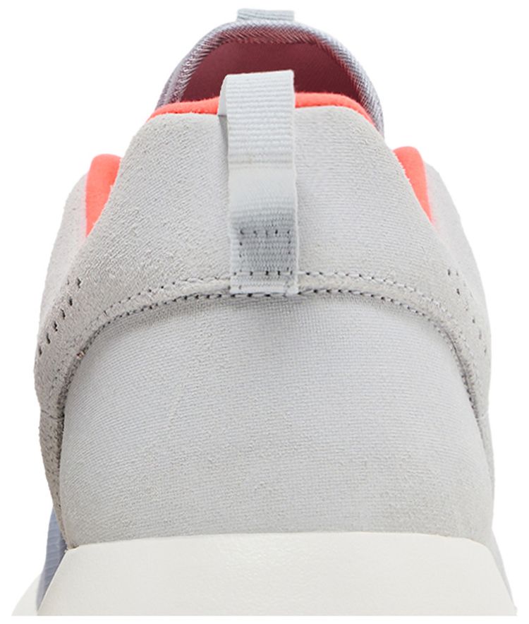 Nike Roshe One Premium Pure Platinum