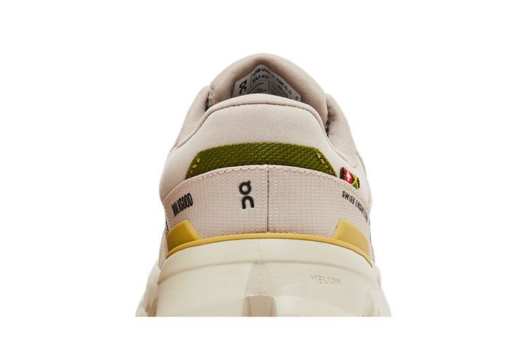 WalkGood LA x ON Wmns Cloudrunner 2 Sand Flax