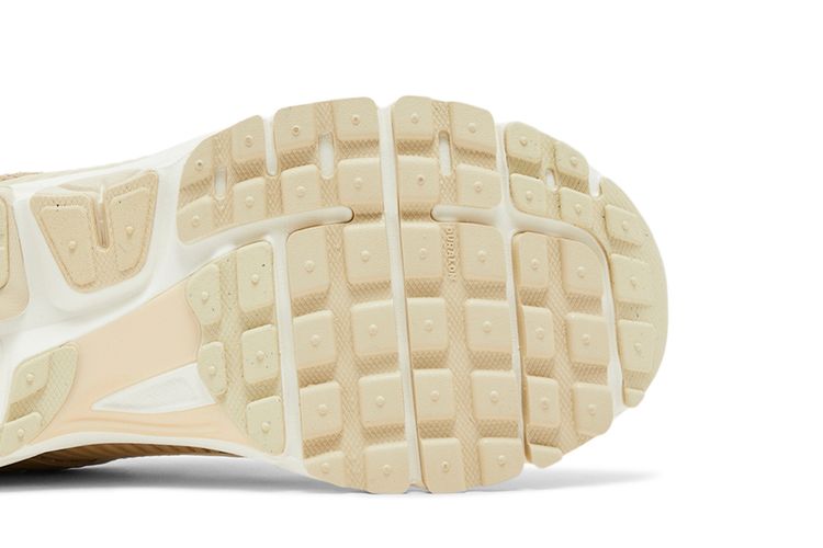 Nike Wmns Air Zoom Vomero 5 Beach