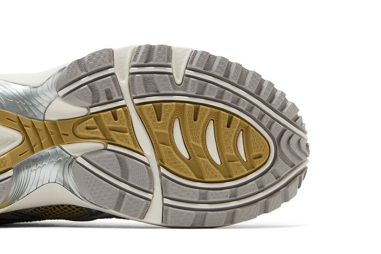 Asics Wmns Gel 1090V2 Khaki Beige Oyster Grey