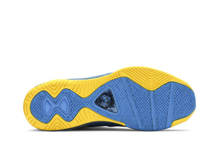 Nike LeBron 8 V2 Entourage