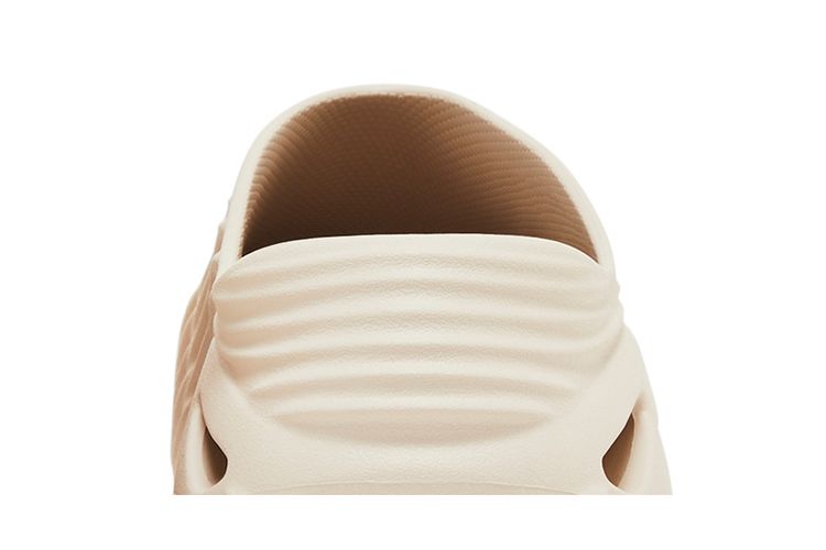 Crocs Echo Wave Almond Tint