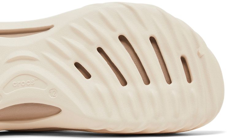 Crocs Echo Wave Almond Tint