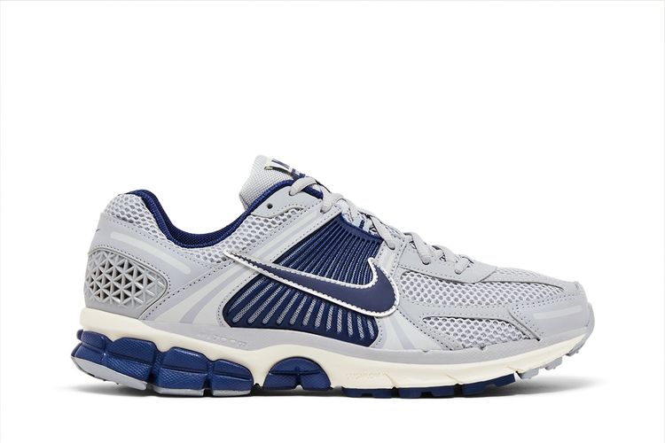 Nike Air Zoom Vomero 5 Yankees