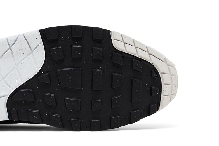 Nike Air Max 1 Essential Off Noir White