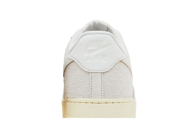 Nike Air Force 1 07 LX Phantom