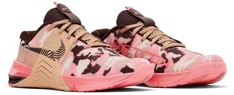 Nike Wmns Metcon 8 AMP Coral Chalk Camo