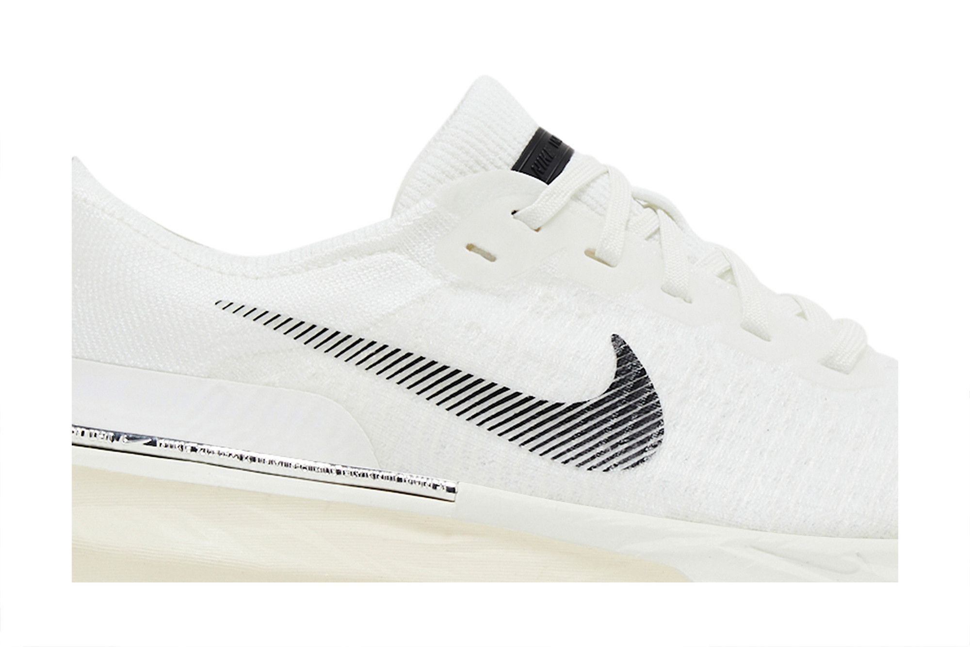 Buy Nike Wmns ZoomX Invincible 3 'Summit White Black' - DR2660 102