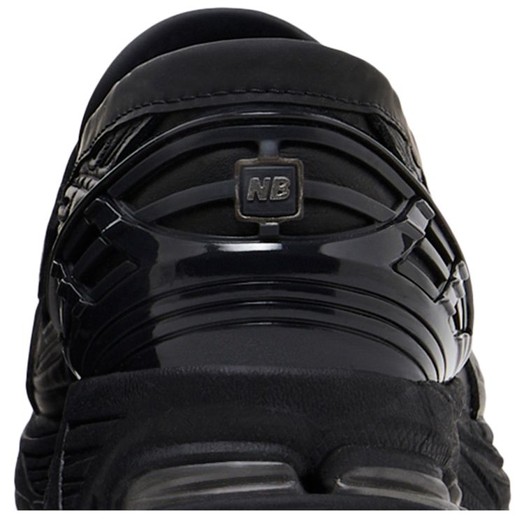 1906L Black