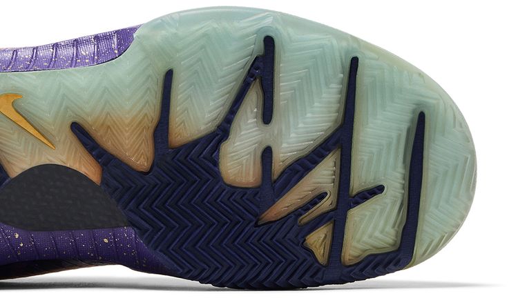 Zoom Kobe 4 Prelude