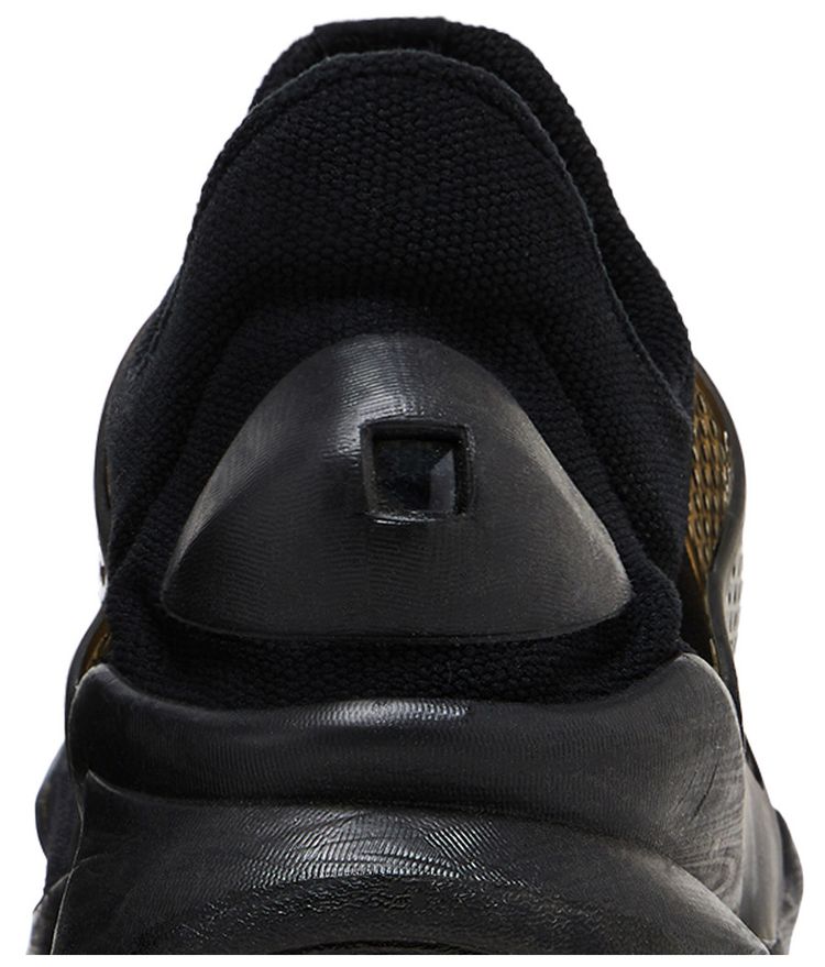 Sock Dart Triple Black