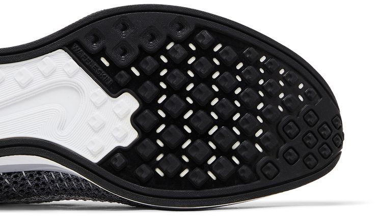 Nike Flyknit Racer Pure Platinum