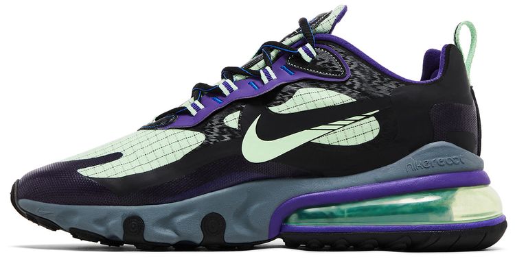 Nike Air Max 270 React Future Swoosh