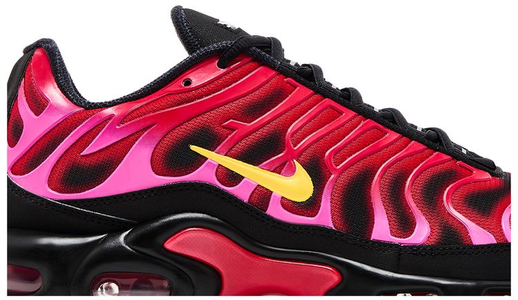 Supreme x Nike Air Max Plus TN University Red
