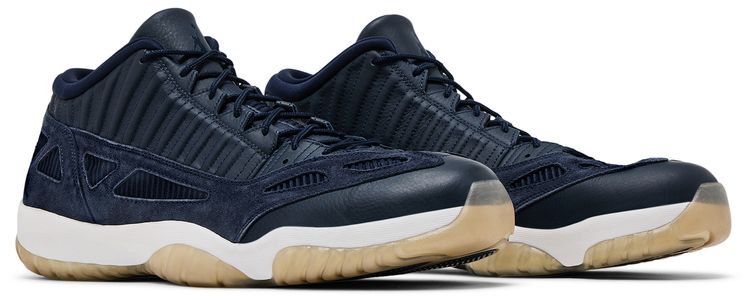 Air Jordan 11 Retro Low IE Obsidian