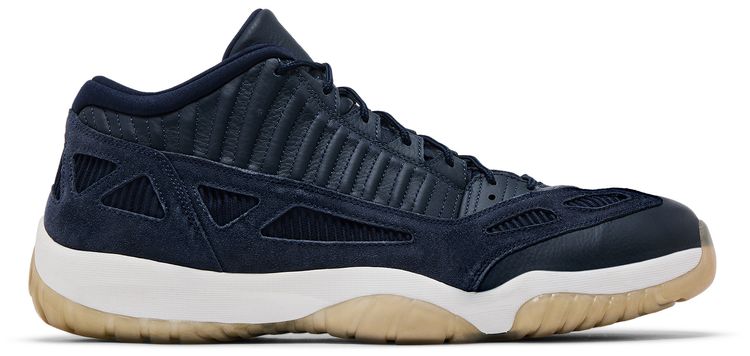 Air Jordan 11 Retro Low IE Obsidian