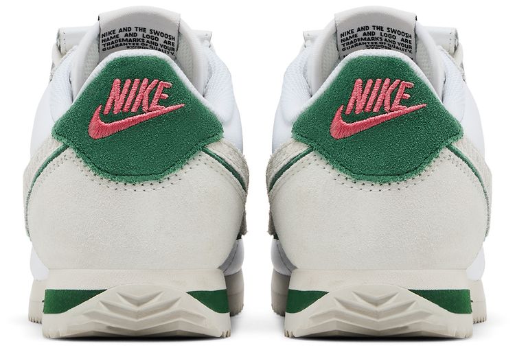 Nike Wmns Cortez All Petals United