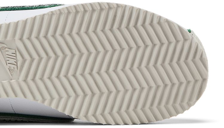 Nike Wmns Cortez All Petals United