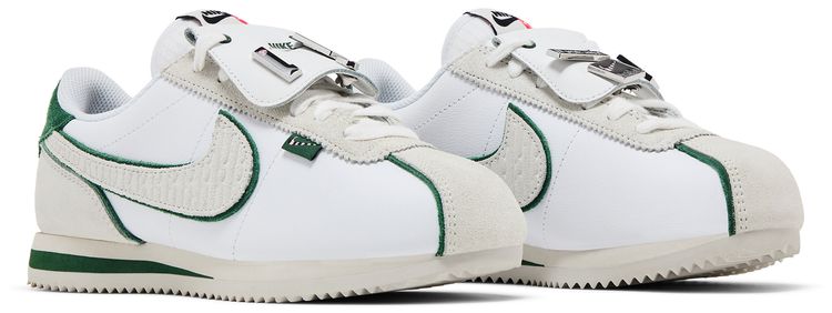 Nike Wmns Cortez All Petals United