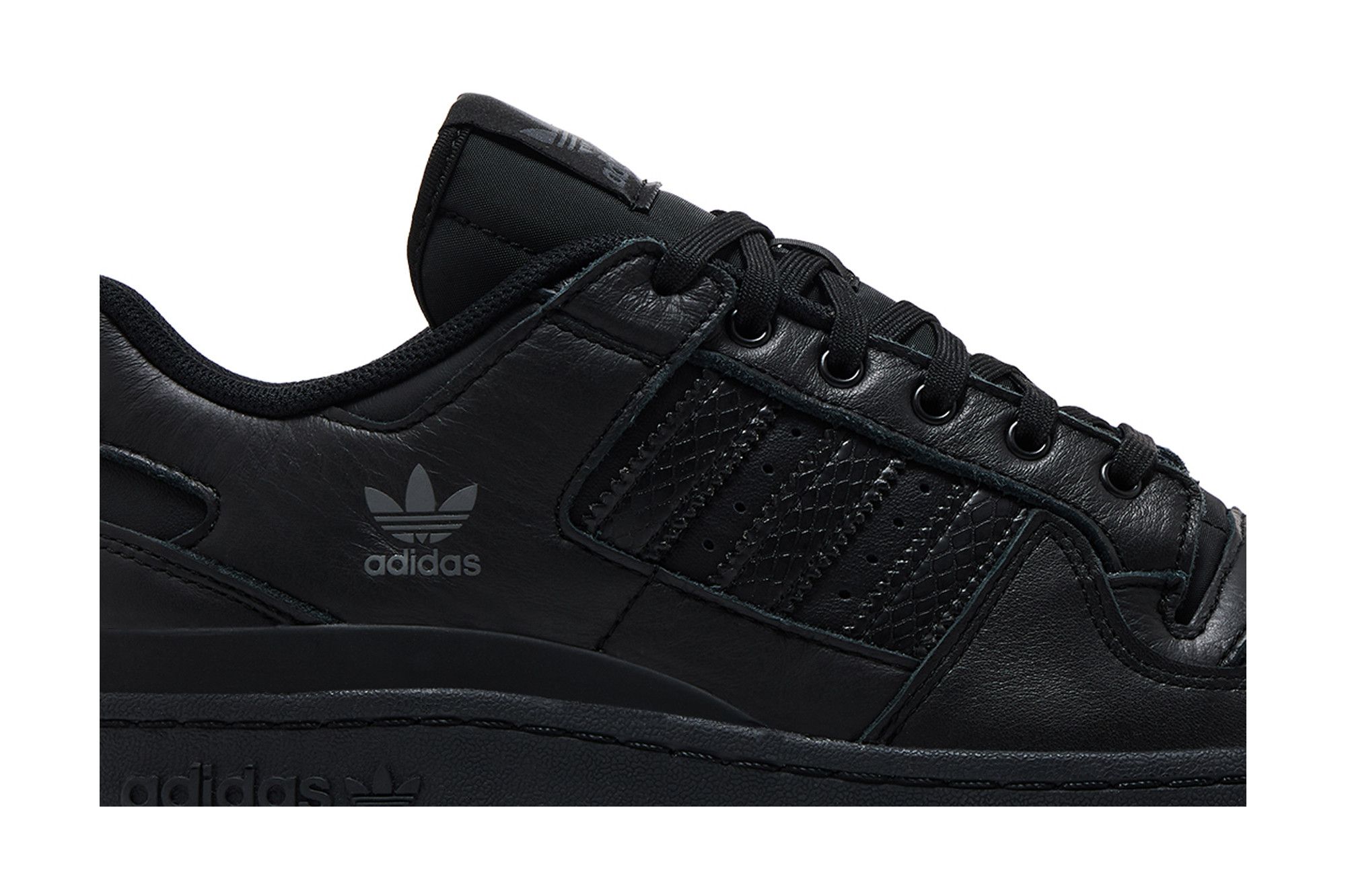 forum low triple black