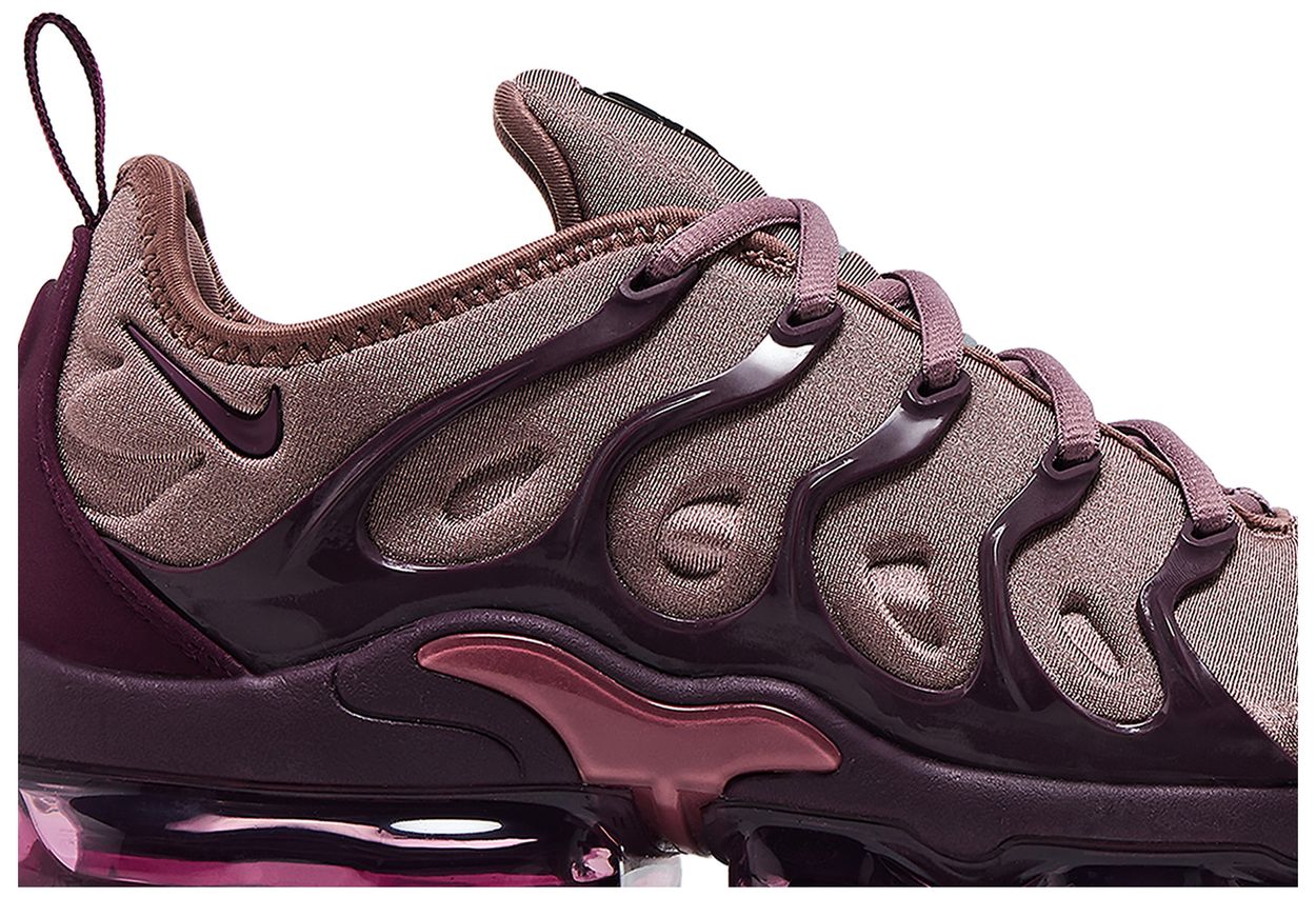 vapormax plus smokey mauve