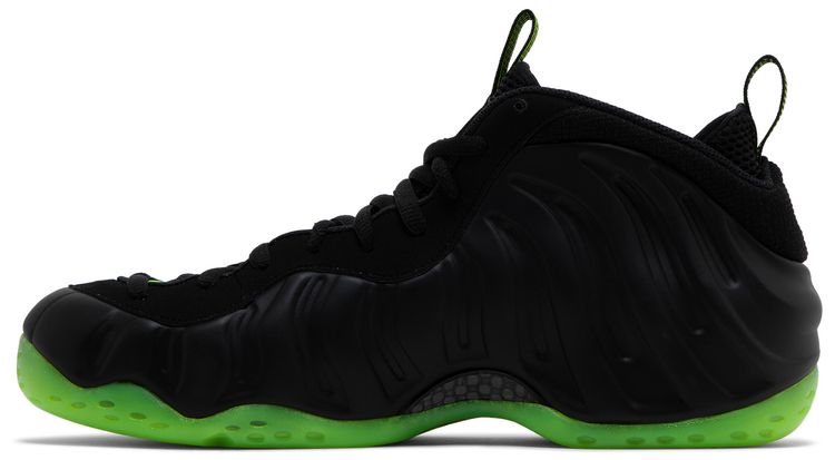 Air Foamposite One Black Volt