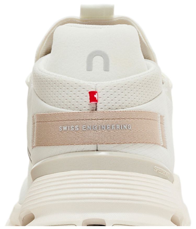 ON Wmns Cloudnova 2 Ice Sand