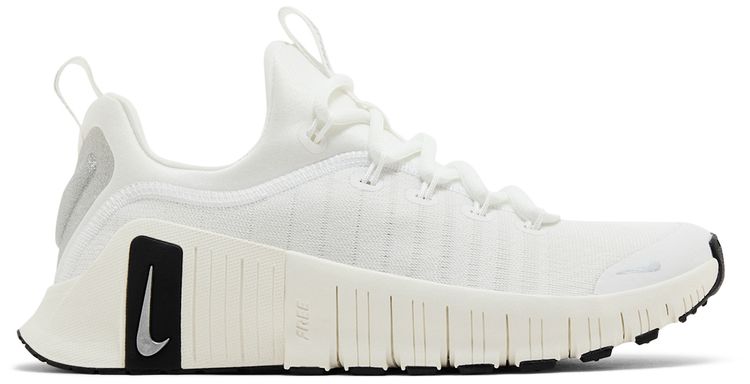 Wmns Free Metcon 6 Premium Summit White Black