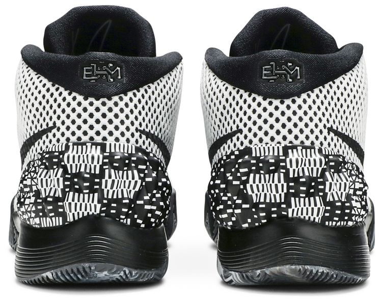 Nike Kyrie 1 BHM