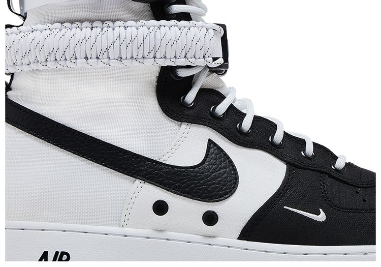 Nike Special Field Air Force 1 Panda