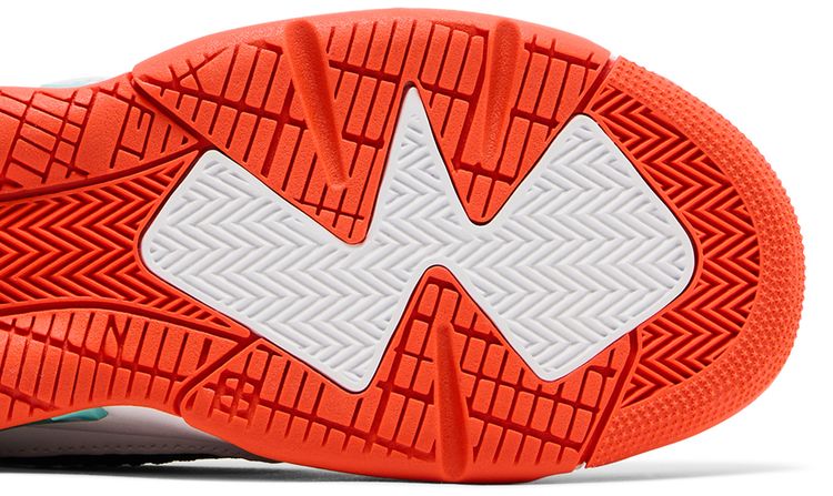 Air Jordan Mars 270 GS White Hyper Violet