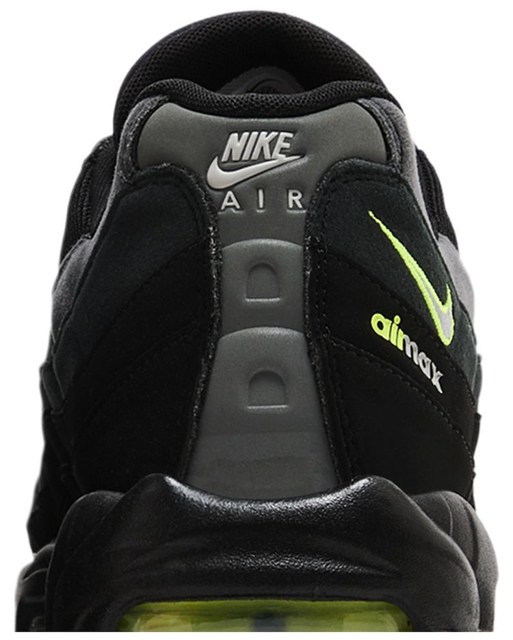Air Max 95 Retro Logo