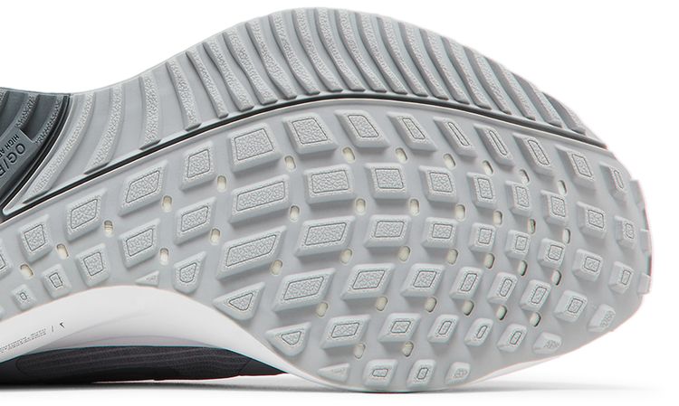 Nike Wmns Air Zoom Vomero 15 Pure Platinum Metallic Silver