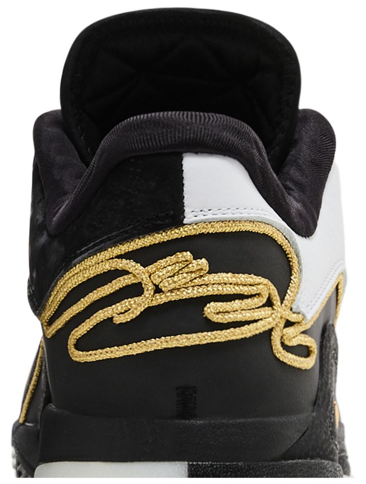 LeBron 22 Mogul