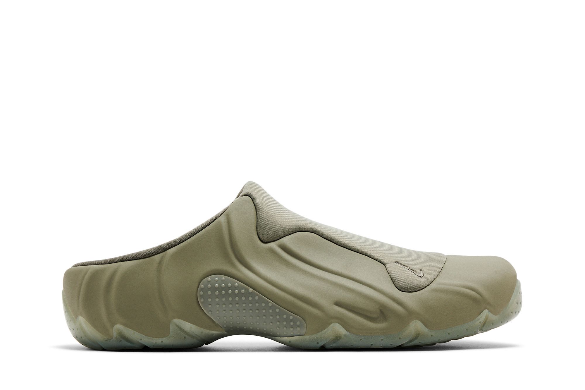 靴 Nike Clogposite \
