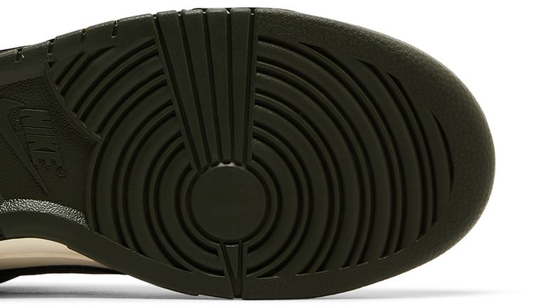 Nike Dunk Low Cargo Khaki