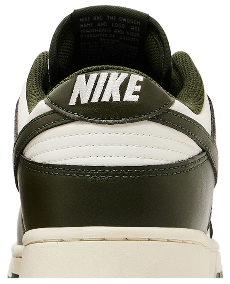 Nike Dunk Low Cargo Khaki