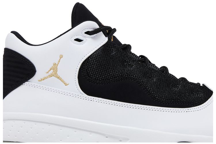 Air Jordan Max Aura 2 White Black Gold