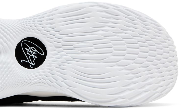 Curry Brand Curry Flow 11 TB White Black