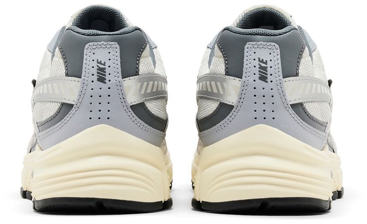 Nike Initiator Light Bone Metallic Silver