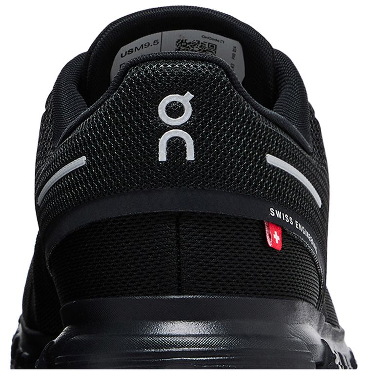 Cloud 6 Triple Black