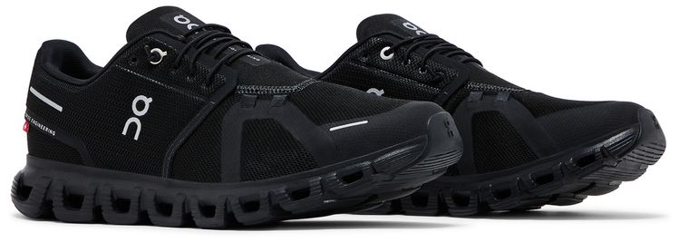 Cloud 6 Triple Black