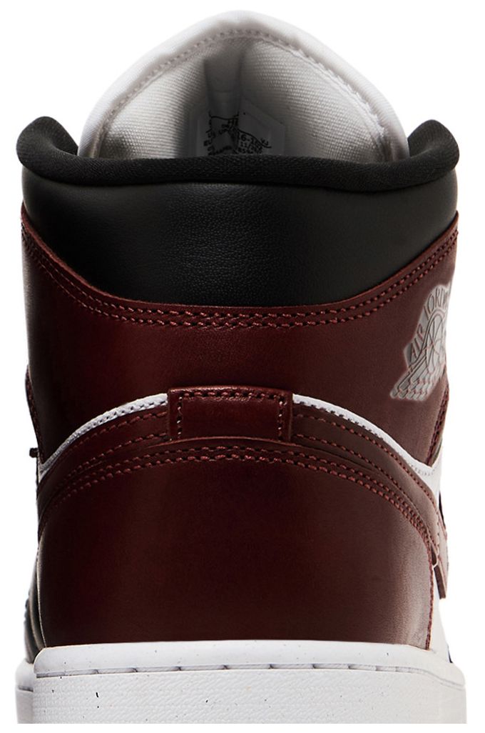 Air Jordan 1 Mid SE Dark Pony