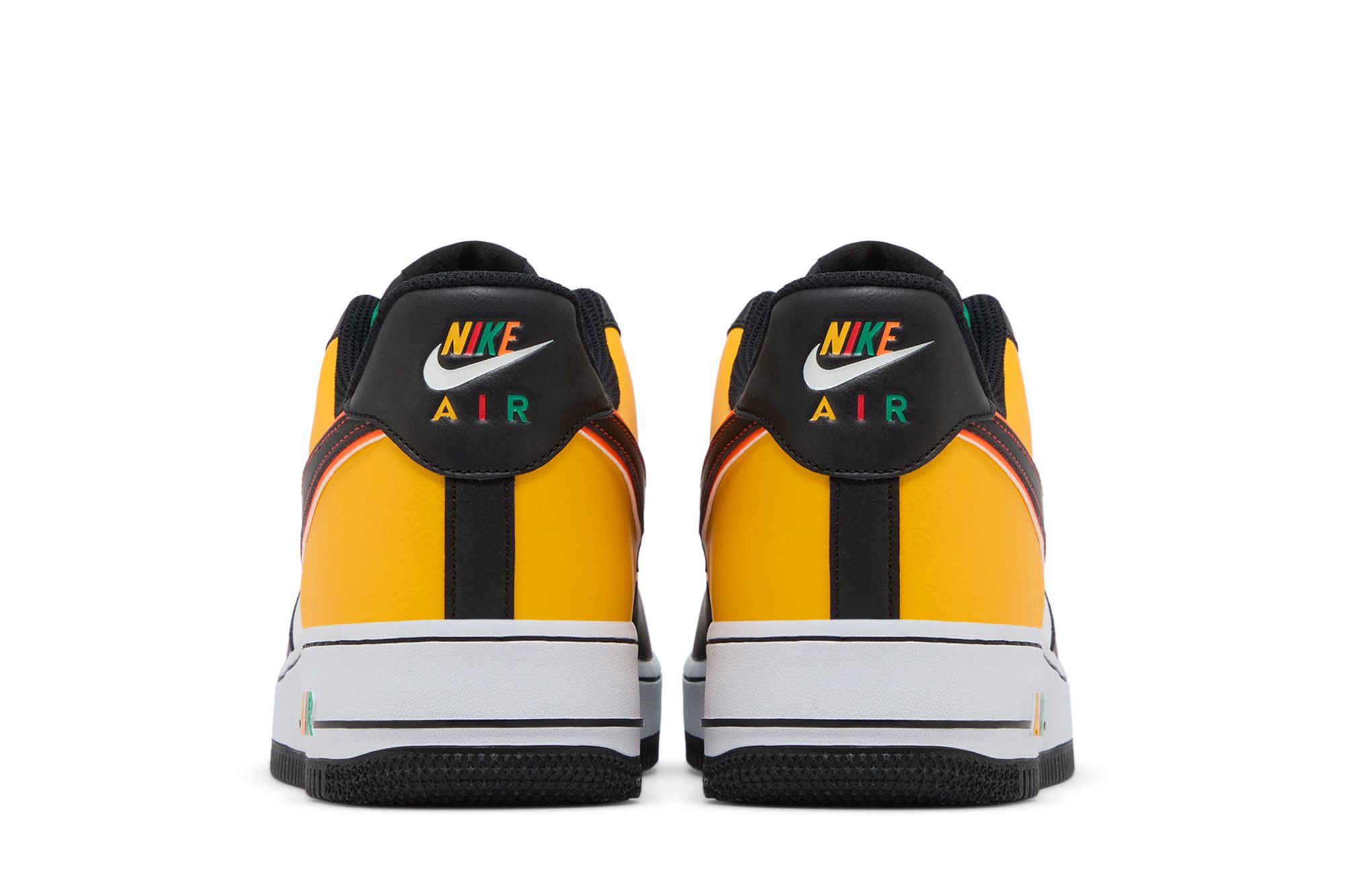 鯉太郎@lownslow Celebrate Chinese New Year With the Nike Dunk Low 