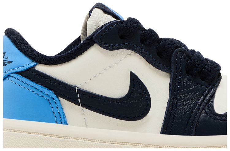 Air Jordan 1 Retro Low OG TD Obsidian UNC