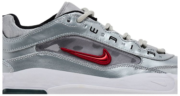 Nike Air Max Ishod Wair SB Silver Bullet