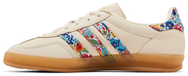 Liberty London x Wmns Gazelle Indoor Floral Embroidery   Off White