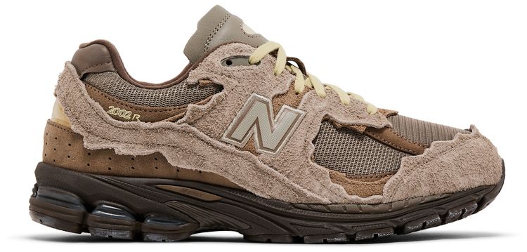 New Balance 2002R Protection Pack   Brown size Exclusive